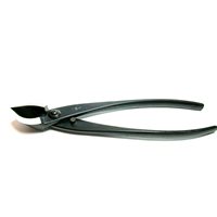 Concave branch cutters